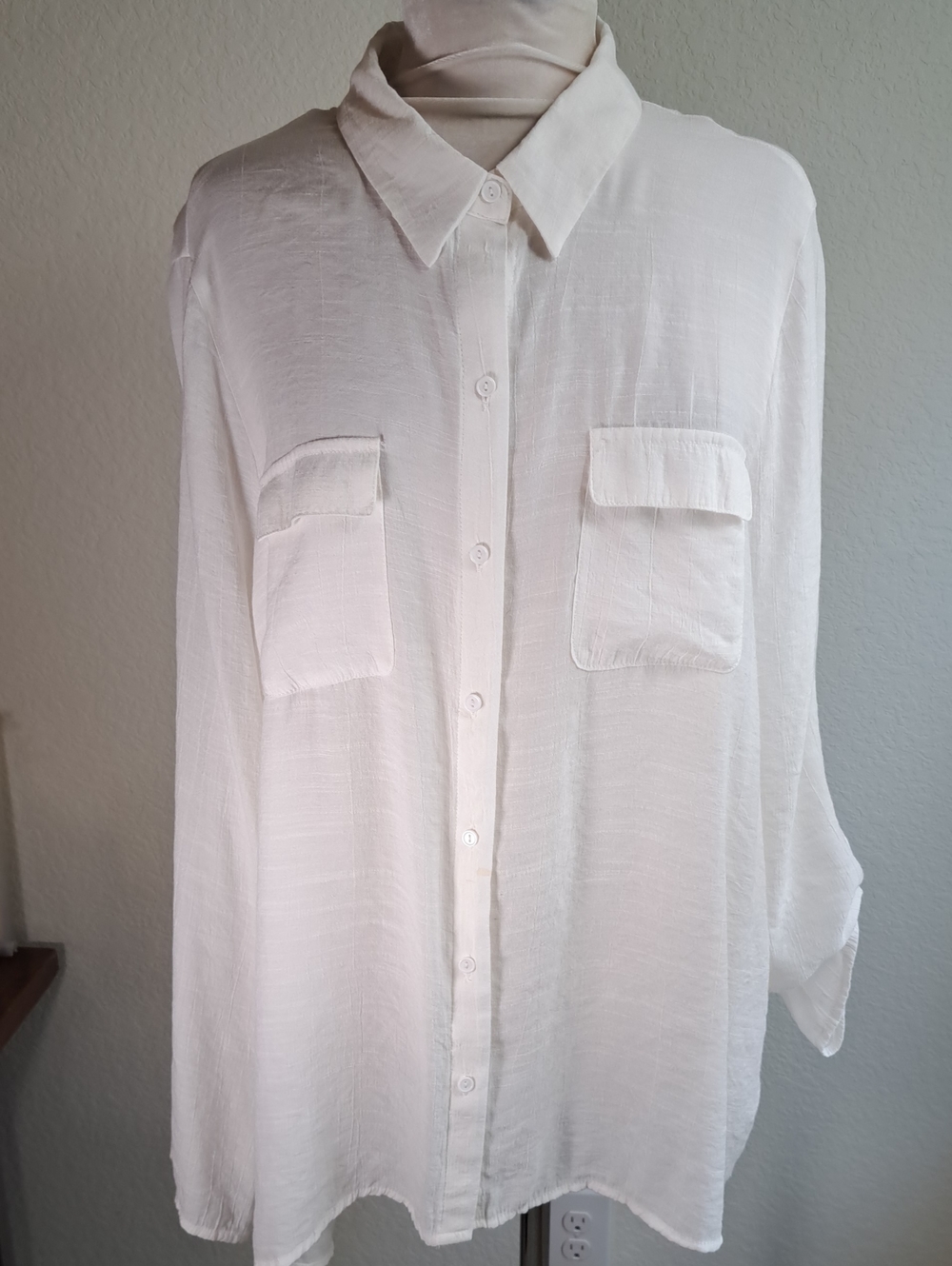Melissa Paige Women’s Classic White Button-Down Shirt Pockets Tab Long Sleeve XL